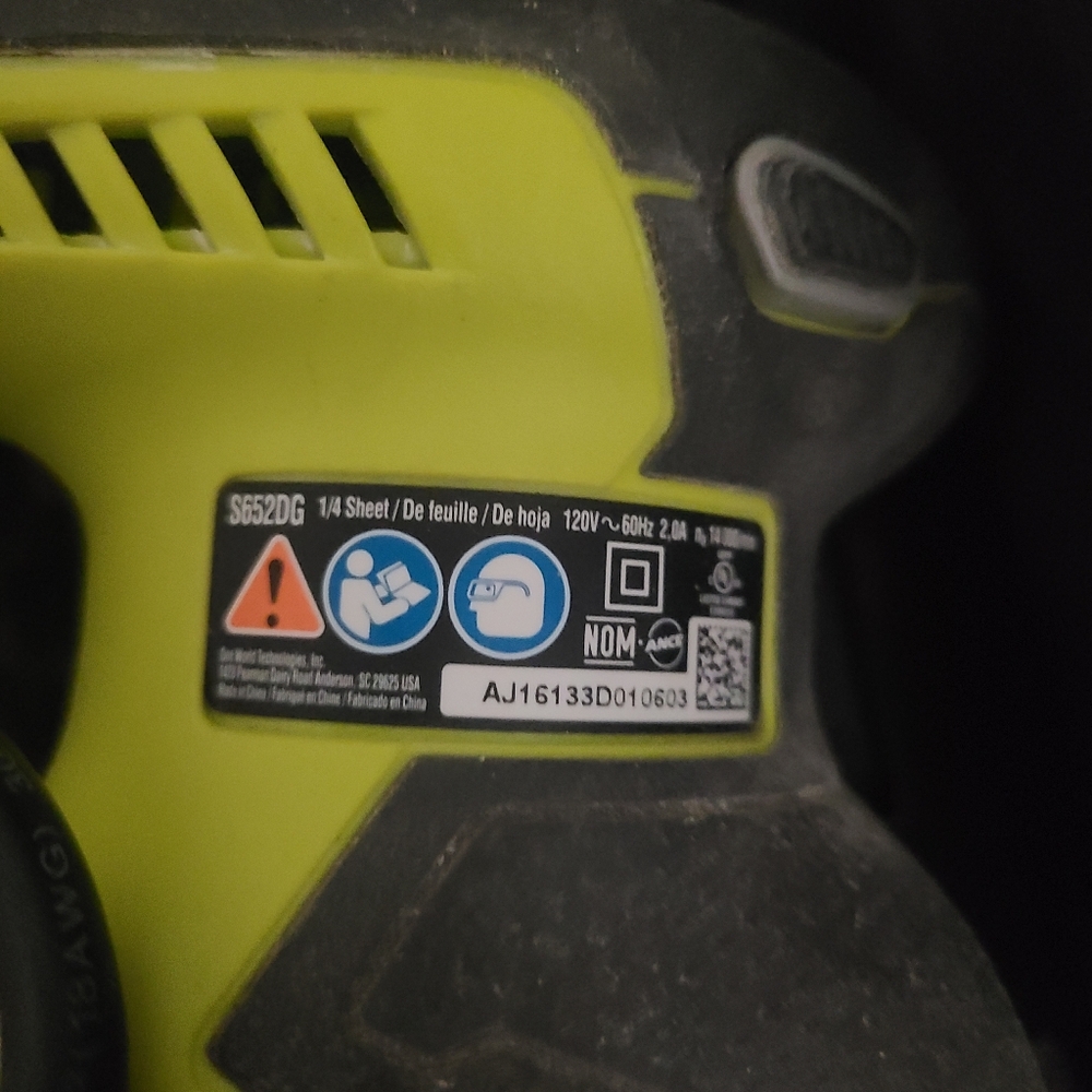 Ryobi 2 Amp Corded 1/4 Sheet Sander - Picture 3 of 5